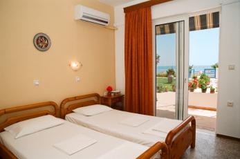stegna_room_2.jpg